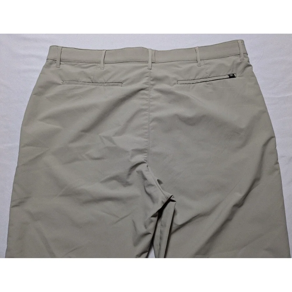 BANANA REPUBLIC Khaki Flat Front Performance Chino Pants - Men 40X30‎ EUC